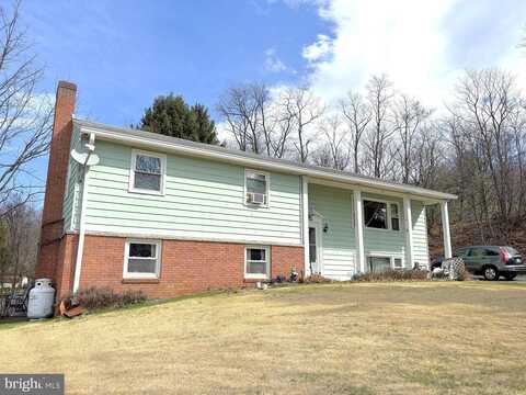 Monn, WAYNESBORO, PA 17268