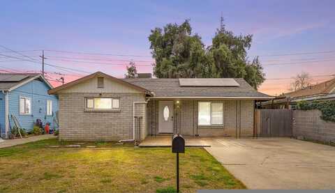 Palm, REEDLEY, CA 93654