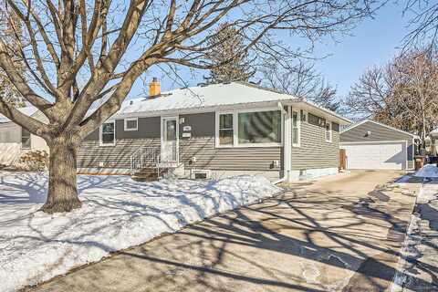 24Th, SOUTH SAINT PAUL, MN 55075