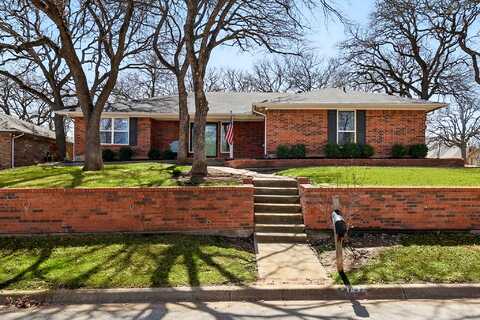 Highland Crest, HURST, TX 76054