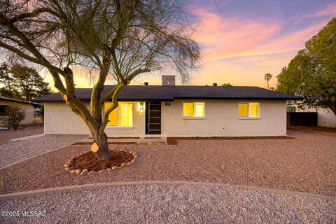 Calle Bellatrix, TUCSON, AZ 85710