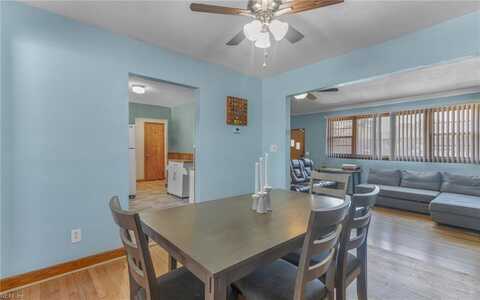 Sparrow, CHESAPEAKE, VA 23325