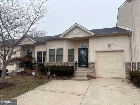 Manor, HORSHAM, PA 19044