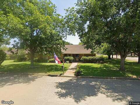 5Th, Mc Gregor, TX 76657