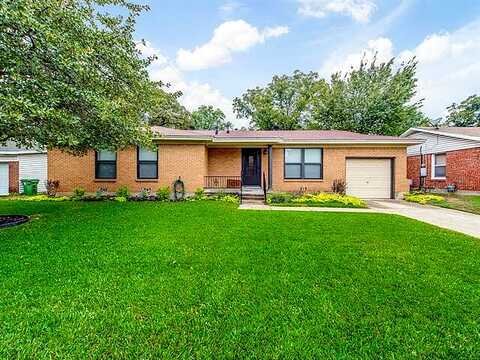 Norwood, HURST, TX 76053