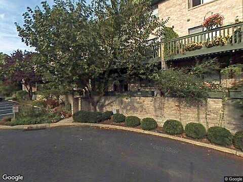 Foxwood, PAOLI, PA 19301