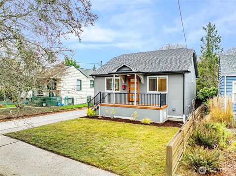 39Th, SEATTLE, WA 98105