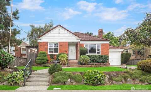 47Th, SEATTLE, WA 98105
