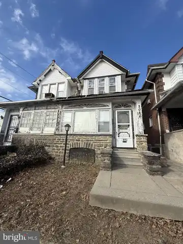 10Th, PHILADELPHIA, PA 19141