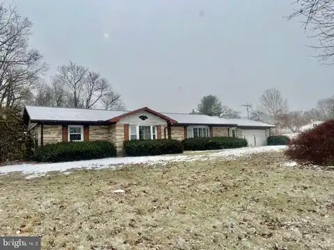 Birds Hill, PINE GROVE, PA 17963