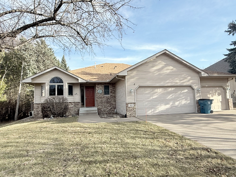 8Th, FOREST LAKE, MN 55025