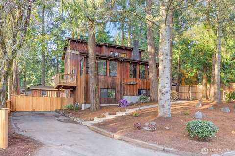 193Rd, LAKE FOREST PARK, WA 98155
