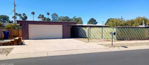 Evelyn, TUCSON, AZ 85710