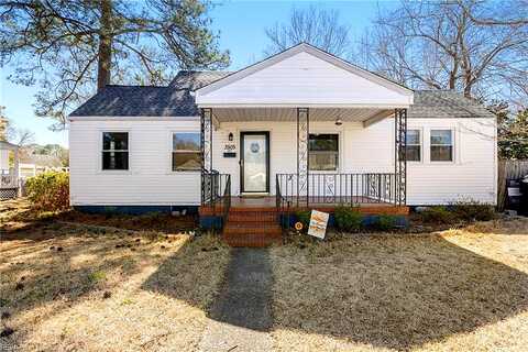 Giles, PORTSMOUTH, VA 23707