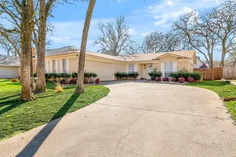 Pin Oak, BEDFORD, TX 76021
