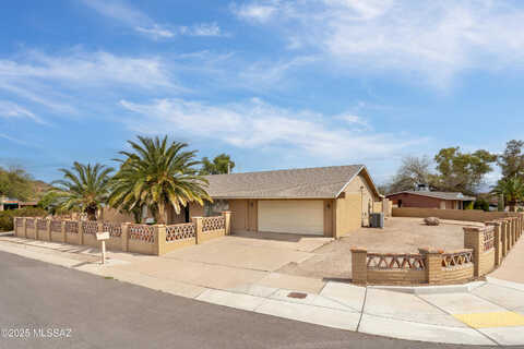 Camino Salero, TUCSON, AZ 85746