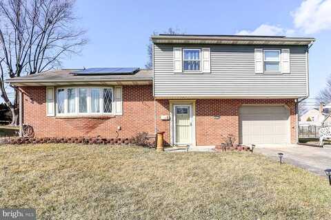 Pinewood, CAMP HILL, PA 17011