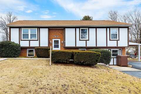 Yount, STAUNTON, VA 24401
