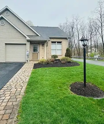 Lawnview, GREENSBURG, PA 15601