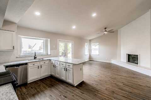 Woodlark, FORT WORTH, TX 76123