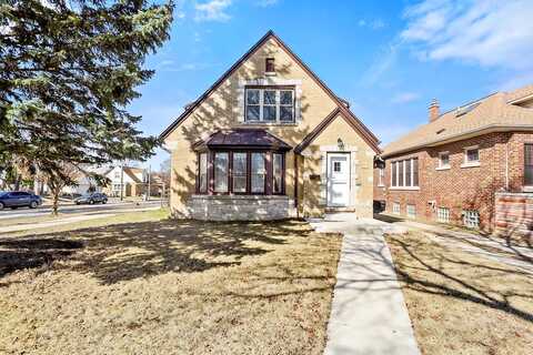 43Rd, MILWAUKEE, WI 53219
