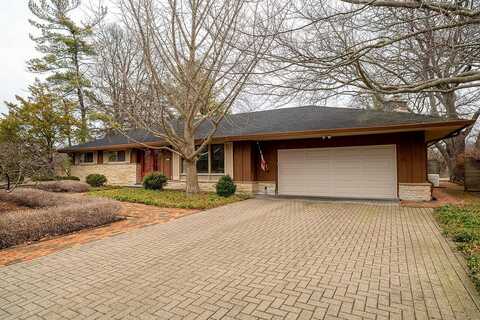 Kenboern, MILWAUKEE, WI 53209