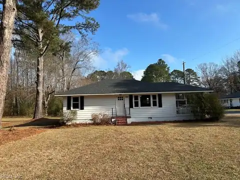 Main, COURTLAND, VA 23837