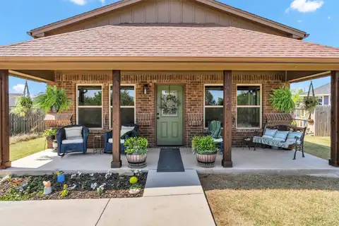 Comet, GRANBURY, TX 76048