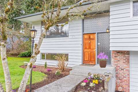 Ashworth, SHORELINE, WA 98133