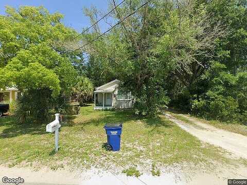 Avenue L, APALACHICOLA, FL 32320