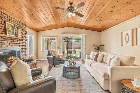 Thelborn, SAN DIEGO, CA 92154