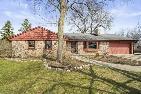 Evergreen, BROOKFIELD, WI 53045