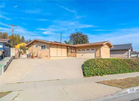 Main, LA PUENTE, CA 91744