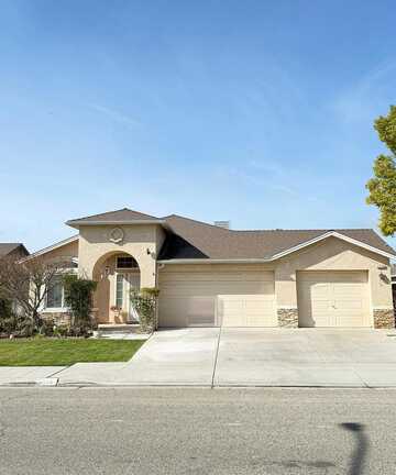 Cecelia, FRESNO, CA 93722