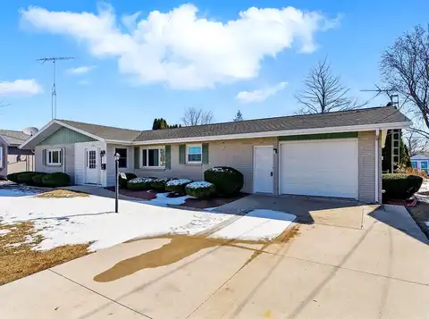 26Th, MANITOWOC, WI 54220
