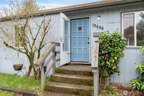 1St, BURIEN, WA 98166