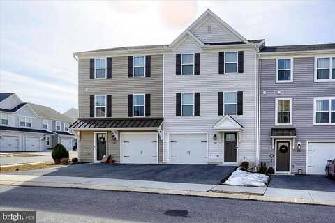 Carleigh, HARRISBURG, PA 17112
