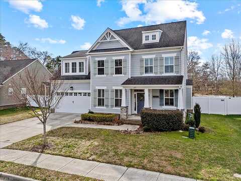Bella, CHESAPEAKE, VA 23322