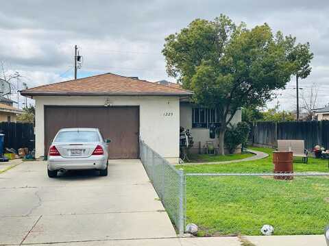 P, SANGER, CA 93657
