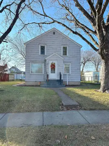 Pershing, EAU CLAIRE, WI 54703