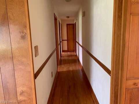 Kimberly, FRANKLIN, VA 23851