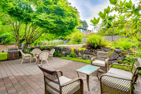 86Th, MERCER ISLAND, WA 98040