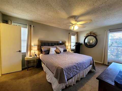 Ravinia, ARLINGTON, TX 76012