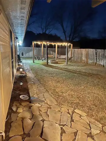 Amory, BENBROOK, TX 76126