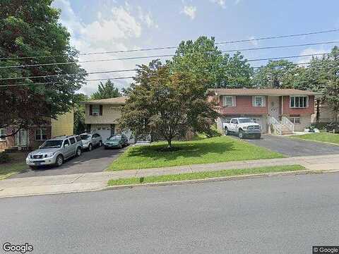 8Th, ALLENTOWN, PA 18103