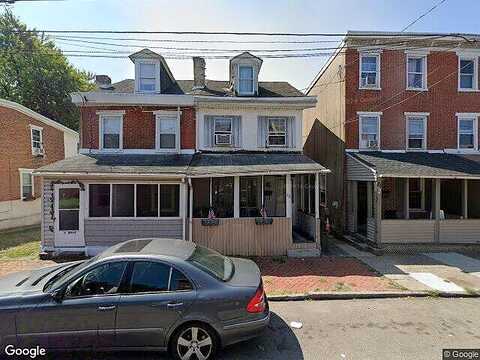 8Th, BROOKHAVEN, PA 19015