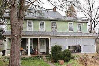Glen, COOPERSBURG, PA 18036