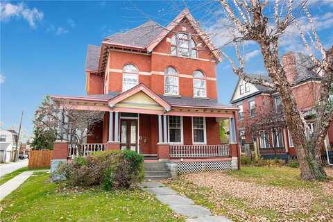 Hays St #1, Pittsburgh, PA 15206
