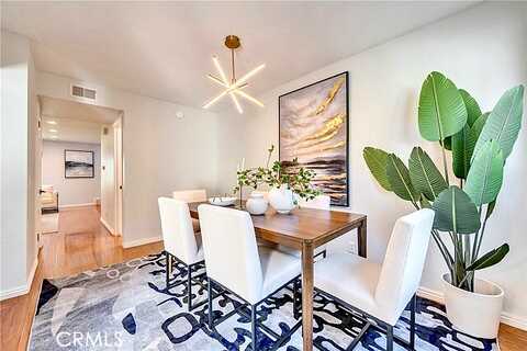 Elksford, IRVINE, CA 92604
