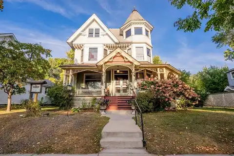 Barstow, EAU CLAIRE, WI 54703